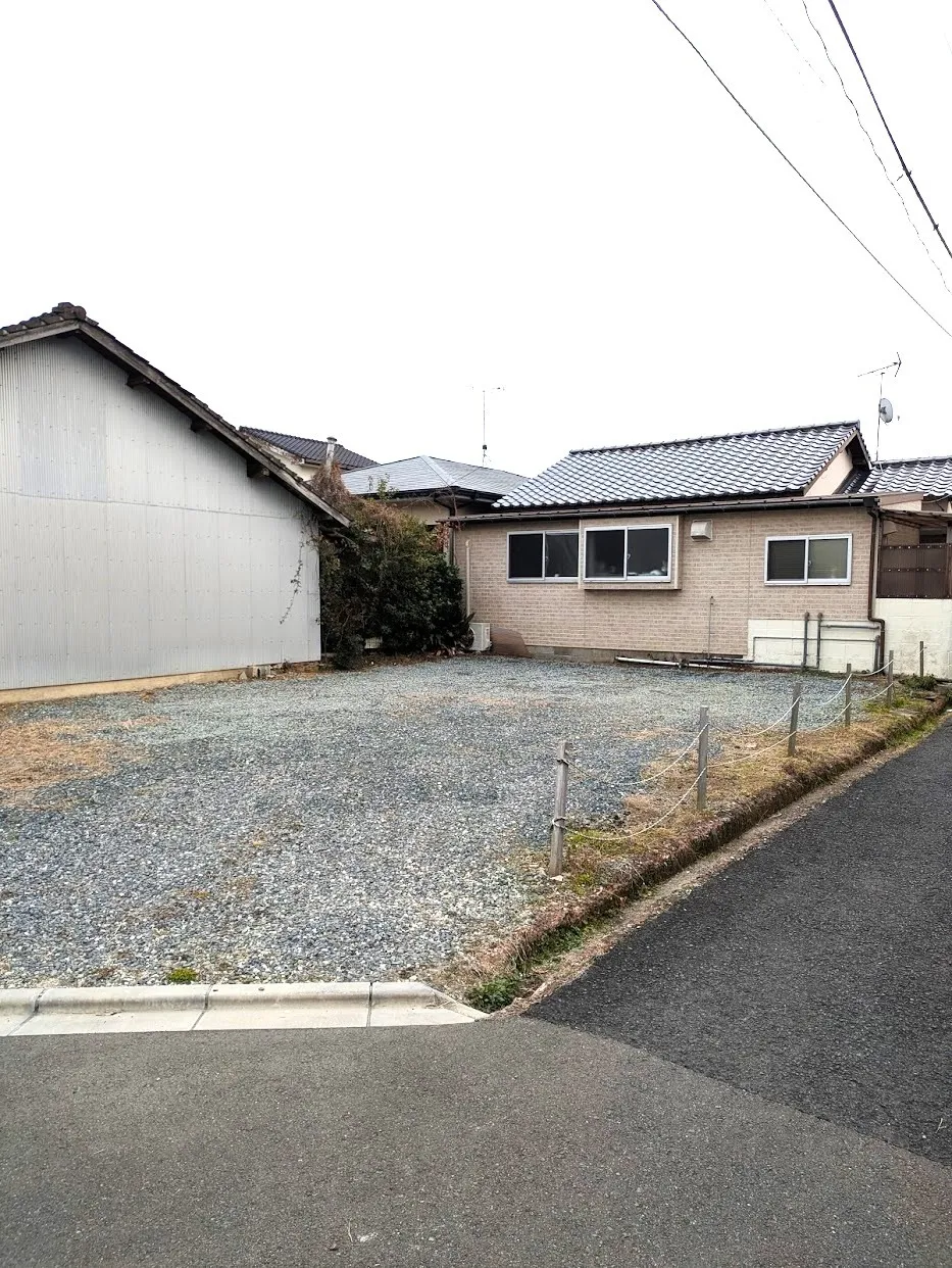 広々としたお庭・駐車場４台以上